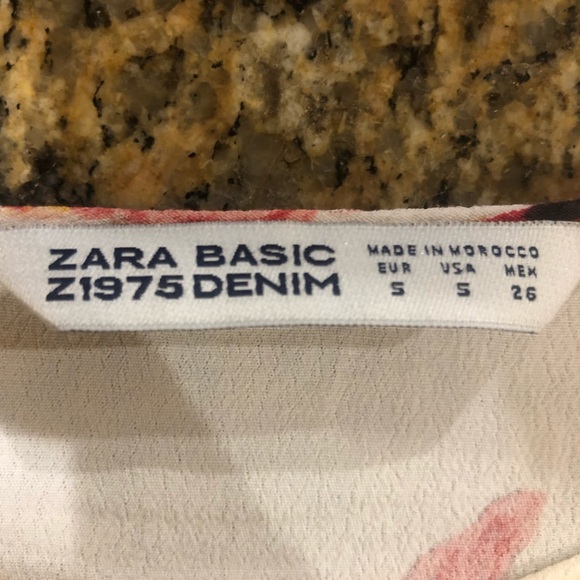 Zara blouse with ruched side. Birds sz small. - Picture 5 of 6